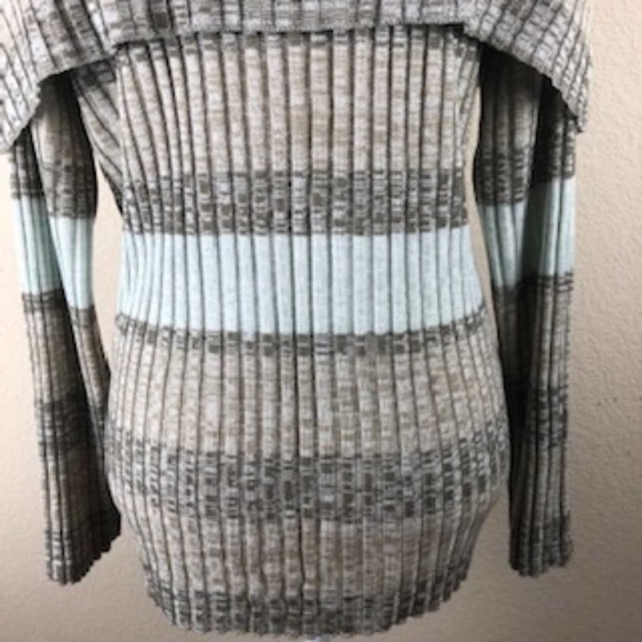 Soft Surroundings Light Weight Sweater - Picture 8 of 11